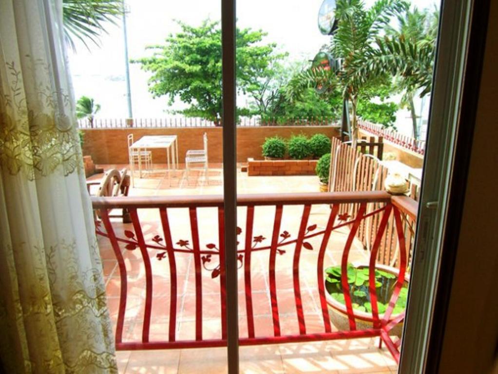 The Red Balcony Inn باتايا المظهر الخارجي الصورة